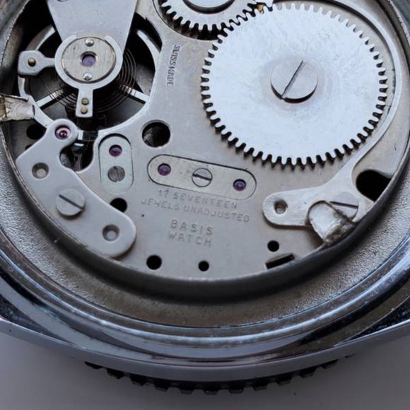 Vintage Skin Diver Watch - Fully Serviced 17 Jewels & Swiss Made - Picture 6 of 8